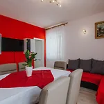 House Josipa Дом отдыха *