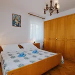 House Josipa Дом отдыха Трогир