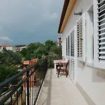 House Josipa Дом отдыха