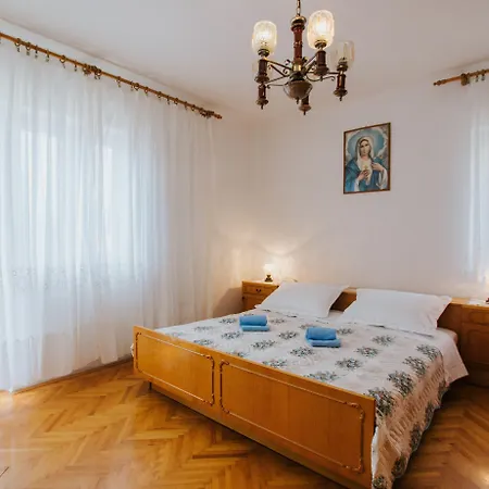 House Josipa Σπίτι διακοπών *