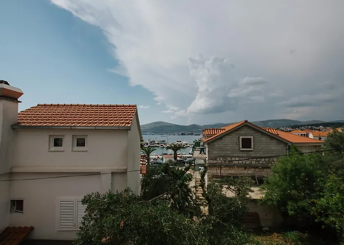 Vakantiehuis House Josipa Trogir
